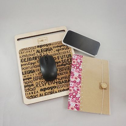 Imagen de Mousepad personalizado en madera y corcho